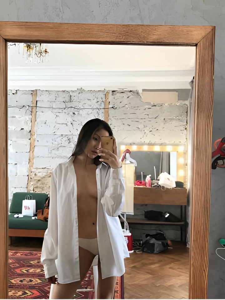 Алиса привлекальеная девушка из Ильский цена от 4000 руб