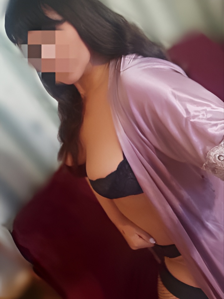 Ксения привлекальеная девушка из Ильский цена от 4000 руб