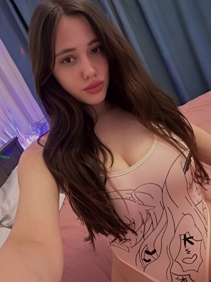 Летиция привлекальеная девушка из Ильский цена от 10000 руб