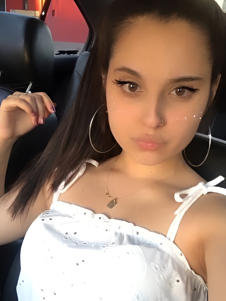 Жоржина привлекальеная девушка из Ильский цена от 5000 руб