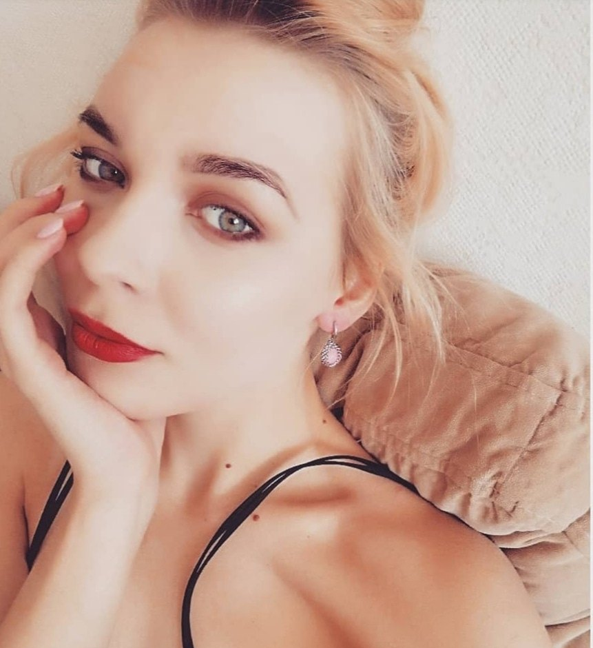 Ольга привлекальеная девушка из Ильский цена от 3500 руб