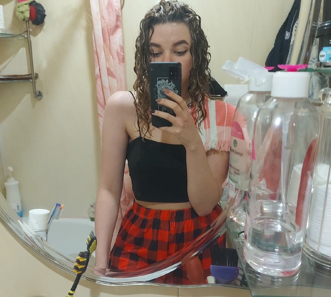 Инга привлекальеная девушка из Ильский цена от 3500 руб