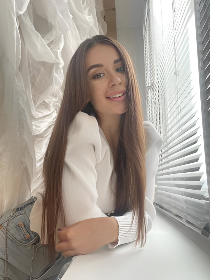 Индивидуалка Алиса, доступна для личного знакомства от 4000 руб