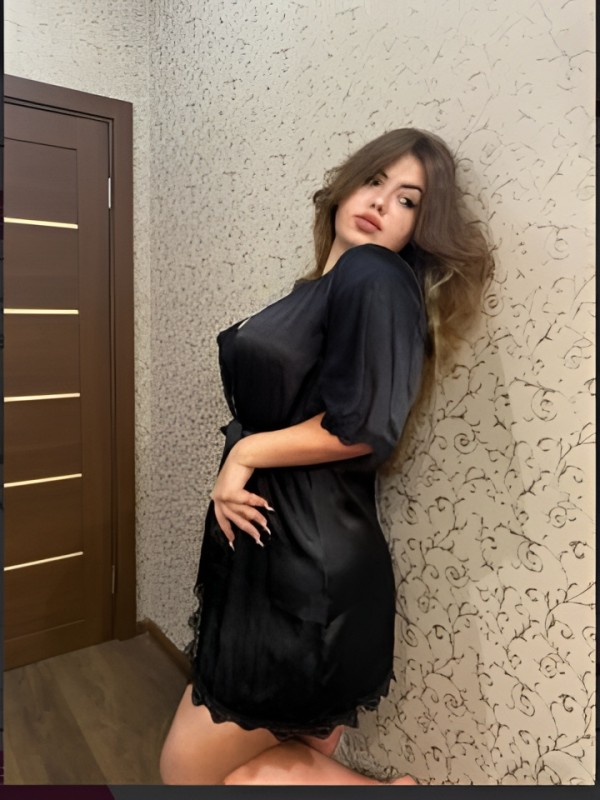 Ангелина привлекательная девушка из Ильский цена от 2000 руб