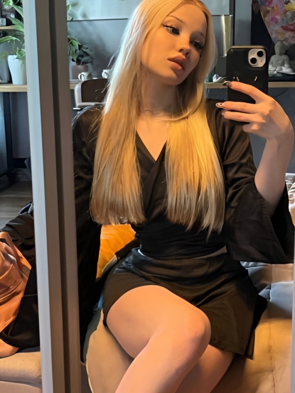 Сарра привлекательная девушка из Ильский цена от 3000 руб