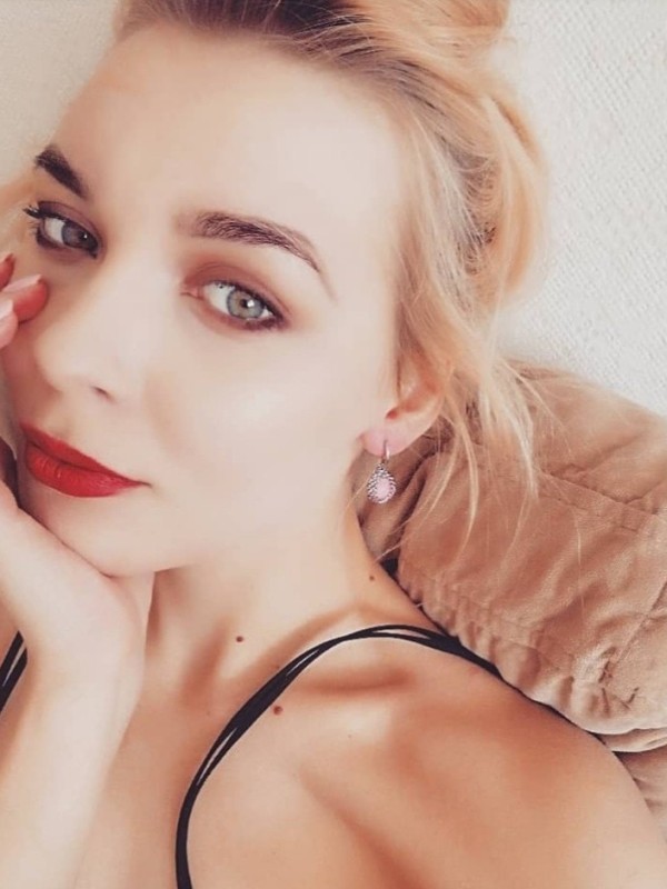 Ольга привлекательная девушка из Ильский цена от 3500 руб